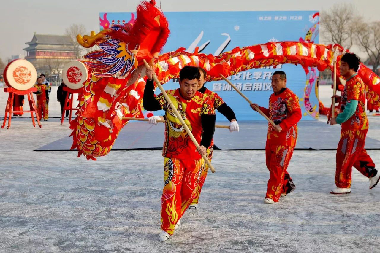 薊城山水集團(tuán)新年獻(xiàn)詞：山水萬(wàn)程，幸福為舵