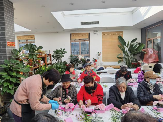 蝶彩繽紛 花藝惠民